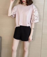 ピンク