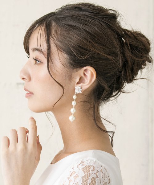 結婚式 お呼ばれ ウエディング 4連パールイヤリング フォルムフォルマ Form Forma D Fashion 結婚式 お呼ばれ ウエディング 4連パールイヤリング フォルムフォルマ Form Forma D Fashion