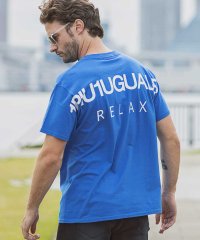 1PIU1UGUALE3 RELAX/ウノ ピゥ ウノ ウグァーレ トレ リラックス 1PIU1UGUALE3 RELAX バックロゴプリントTシャツ/501267890