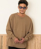 ベージュ