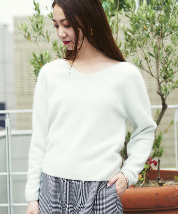 セール 40%OFF】フラッフィーヤーン Vネックプルオーバー(501305867) | Ballsey(Ballsey) - d fashion