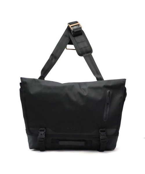Incase インケース メッセンジャーバッグ Sport Messenger Bag ショルダーバッグ(501303843) インケース( incase) d fashion