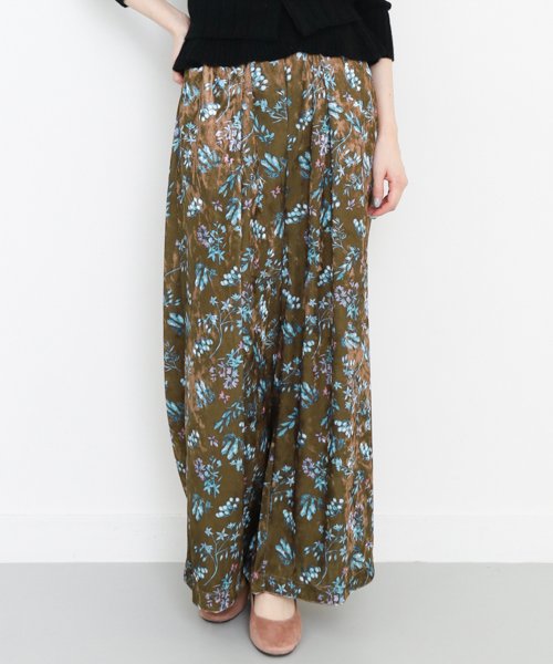 セール Kbf ボタニカルベロアパンツ アーバンリサーチ アウトレット Urban Research Outlet D Fashion