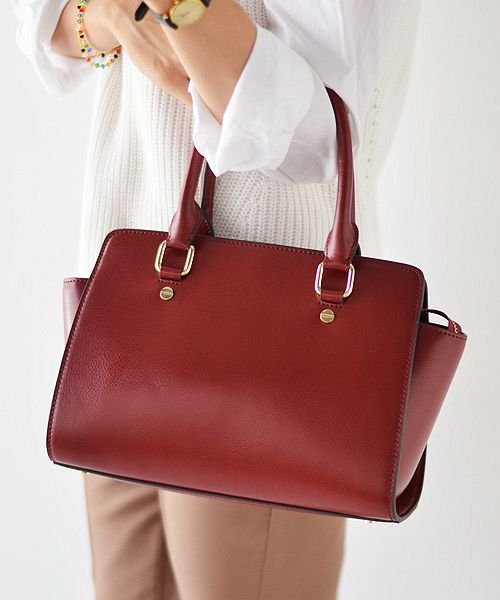 セール40 Off 牛革 カウレザー 2wayハンドバッグ Aroco アロコ ヴィータフェリーチェ Vitafelice D Fashion セール40 Off 牛革 カウレザー 2wayハンドバッグ Aroco アロコ ヴィータフェリーチェ Vitafelice D Fashion