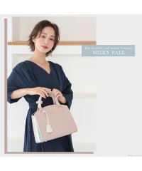 Clelia/【TVドラマ着用】ハンドバッグ ショルダーバッグ レディース シンプル トリコロール ショルダー付き 斜め掛け 2way リベルテClelia クレリア cle/501511019