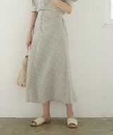アイボリー