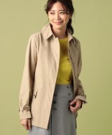 ベージュ