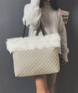 グレージュ