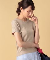 ベージュ