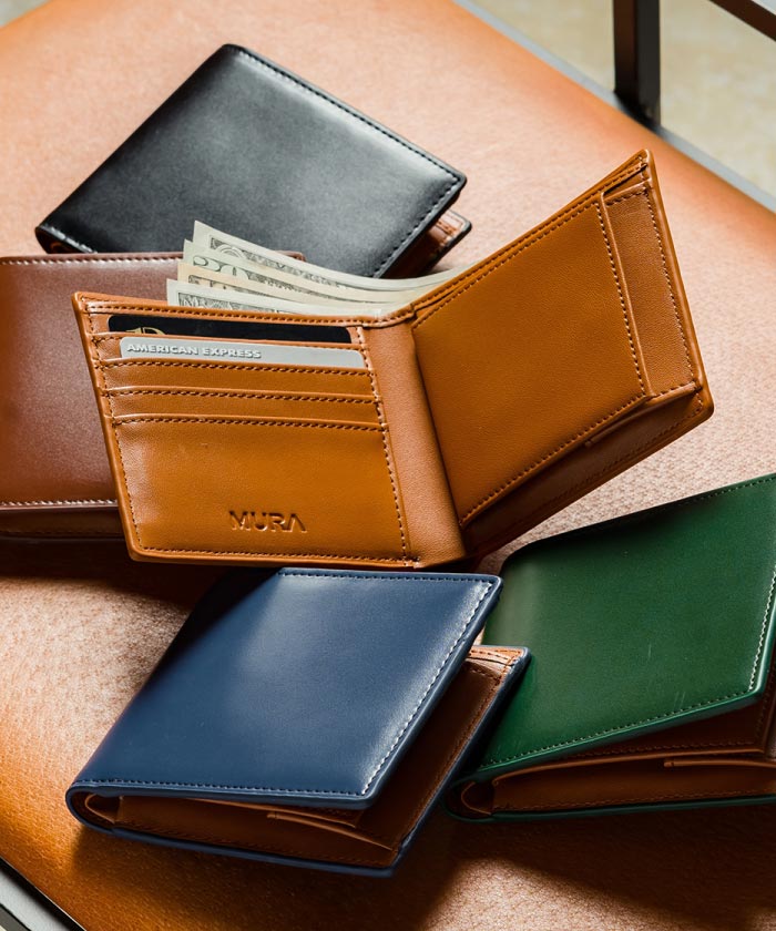 SALE／64%OFF】 二つ折り財布 レッド クラッチバッグ風 ストラップ付き カード 収納 小銭