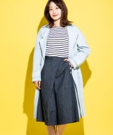 ライトブルー