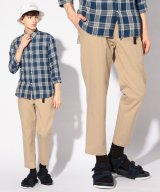 ベージュ