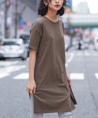 mili an deni/レディース ワンピース Tシャツ カットソー 半袖 スリット ショート丈/502026610