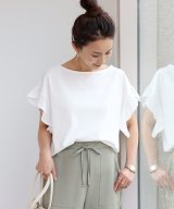 オフホワイト