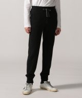 18ブラック系
