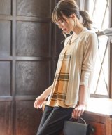 ベージュ系