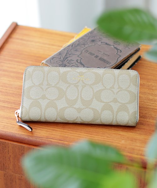 セール32 Off Coach コーチ F 長財布 ラウンドファスナー スリムウォレット コーチ Coach D Fashion