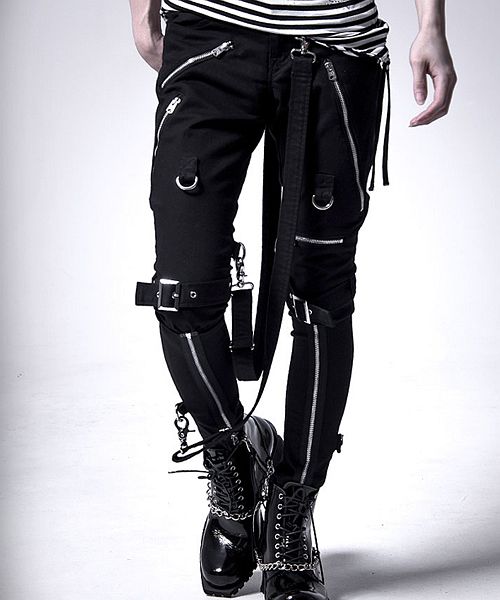 ほぼ未使用 CIVARIZE シヴァーライズ ボンテージデザインカーゴパンツ 黒発送までの日数に関してですが