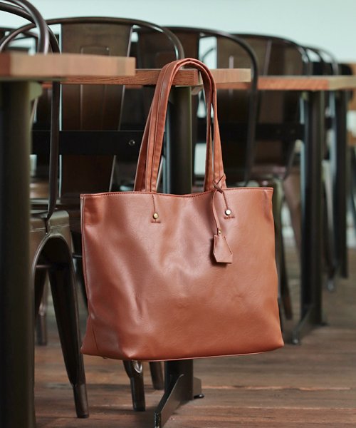 タカキューメンズ Taka Q Men チャーム付a4対応トートバッグ 黒 キャメル こげ茶 ネイビー タカキュー Taka Q D Fashion