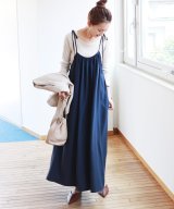 ネイビー