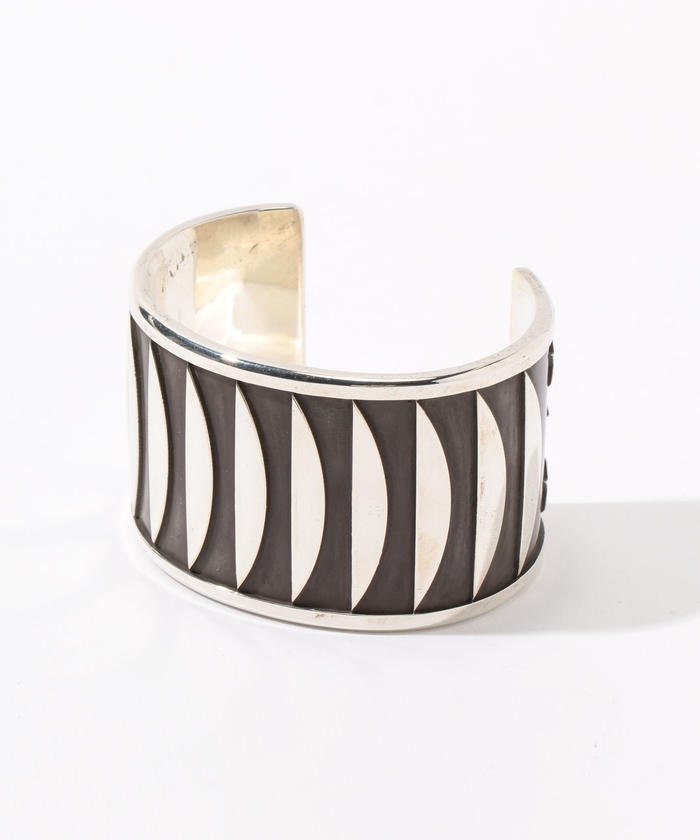 セール】FANTASTIC MAN BANGLE 301 シルバーバングル(502402970 セール】FANTASTIC MAN BANGLE 301 シルバーバングル(502402970