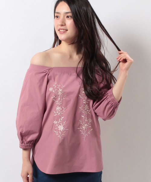 再入荷】 アースミュージックエコロジー 2way花柄オフショルプルオーバー フリーサイズ earth musicecologyオフショルプルオーバーパンツセット