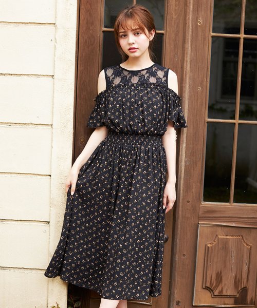 セール 50 Off レースレイヤー肩あき花柄 ワンピース イング Ingni D Fashion