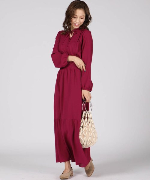 セール 70 Off 花柄ボウタイロングワンピース クイーンズコート Queens Court D Fashion セール 70 Off 花柄ボウタイロングワンピース クイーンズコート Queens Court D Fashion