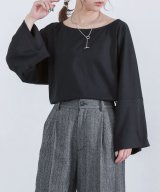 ブラック