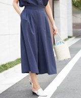 ネイビー
