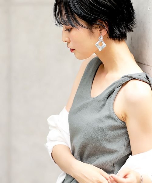 肩ねじりタンクトップ Happy急便 By Verita Jp Happy Exp D Fashion 肩ねじりタンクトップ Happy急便 By Verita Jp Happy Exp D Fashion