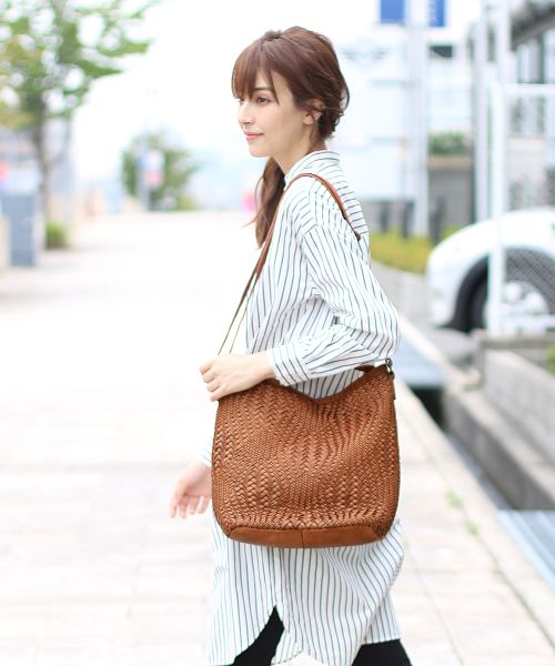 ミアボルサ Mia Borsa [Mia Borsa] 牛革レザーメッシュ