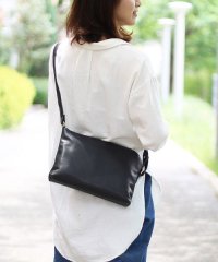 Jamale/ジャマレ Jamale [Jamale] 牛革防水レザーショルダーバッグ日本製/502500385