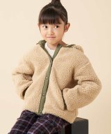 ベージュ