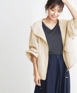 ライトベージュ