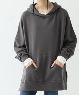 チャコールグレー