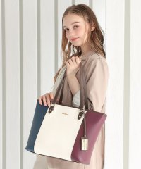 Clelia/トートバッグ レディース ブランド Clelia クレリア リベルテ ファスナー付き A4 大容量 シンプル 肩掛け 自立 合皮 CL－22720/502611906