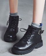 ブラック