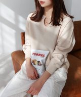 ベージュ
