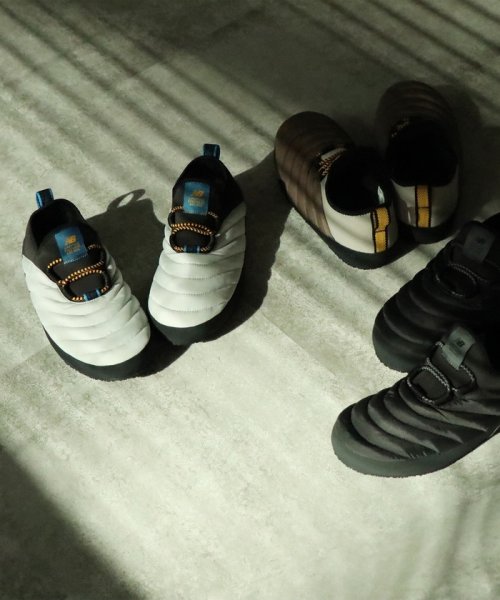 セール New Balance ニューバランス Caravan Moc スリッポン スニーカー コーエン Coen D Fashion セール New Balance ニューバランス Caravan Moc スリッポン スニーカー コーエン Coen D Fashion