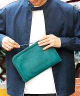 ブルー