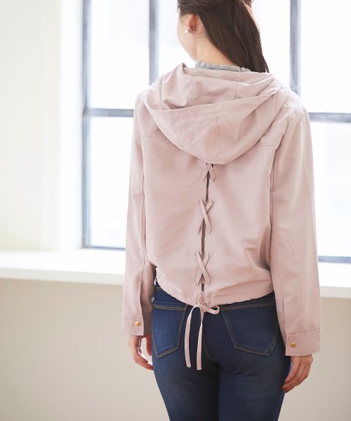 美人百花5月号掲載 後ろレースアップデザインマウンテンパーカー トッコクローゼット Tocco Closet D Fashion 美人百花5月号掲載 後ろレースアップデザインマウンテンパーカー トッコクローゼット Tocco Closet D Fashion
