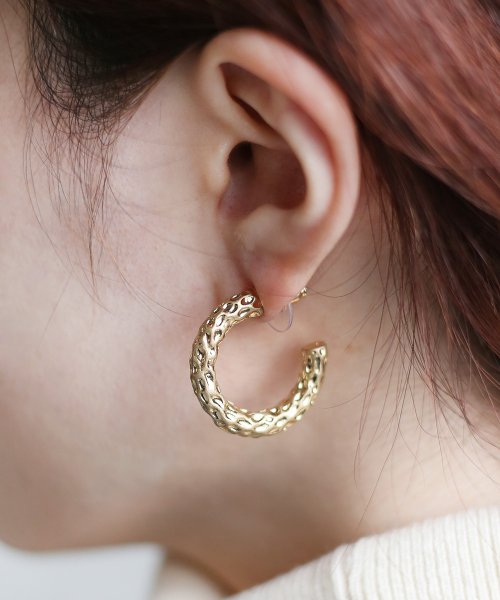セール Web限定 ボリュームメタルフープピアス ブージュルード Bou Jeloud のピアス通販 D Fashion
