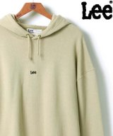 ベージュ