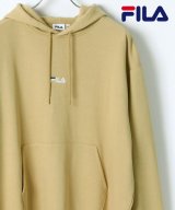 ベージュ