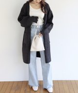 チャコールグレー