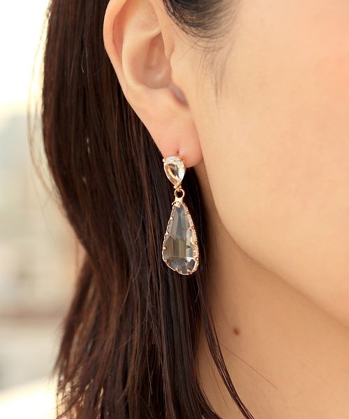 No.938 宝石質 エメラルド ドロップ ピアス イヤリング チャーム