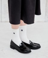 ブラック