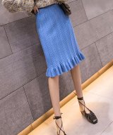 ブルー