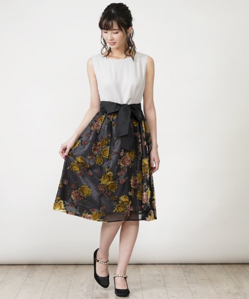 セール Off ベルベット花柄切替ワンピース インタープラネット ウィング Interplanet Wings D Fashion セール Off ベルベット花柄切替ワンピース インタープラネット ウィング Interplanet Wings D Fashion